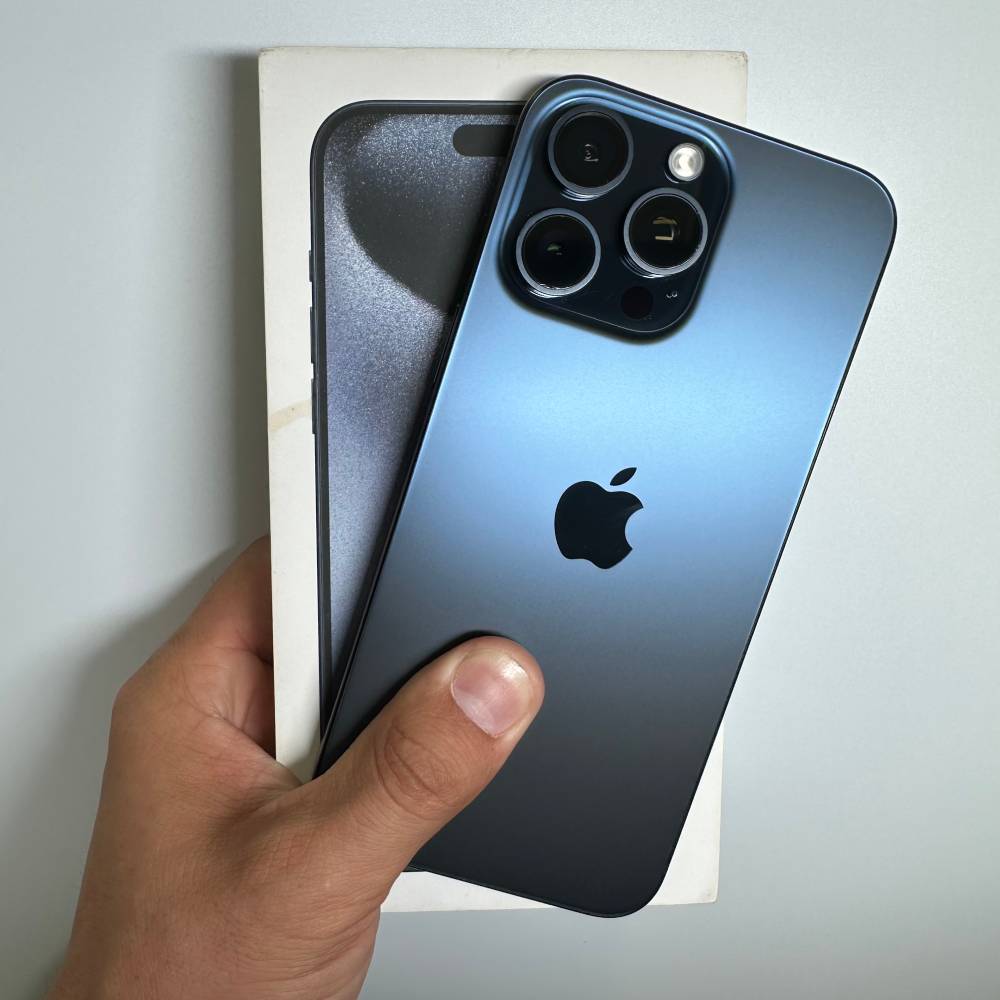 Apple iPhone 15 Pro Max 256Gb Blue Titanium