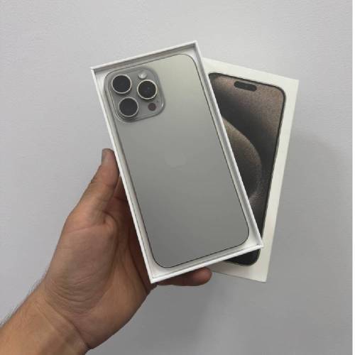 Apple iPhone 16 Pro Max 256 gb (Natural Titanium) (Б/У)