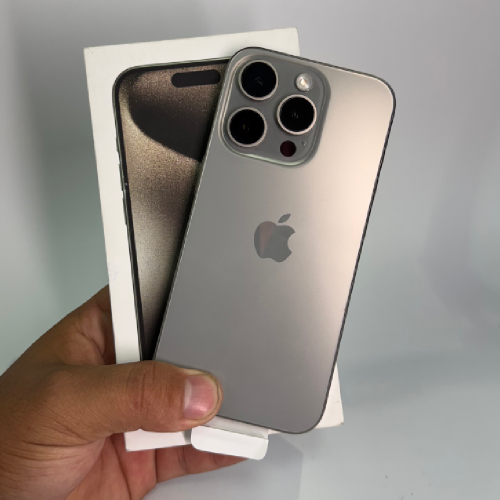 Apple iPhone 15 Pro 128GB (Natural Titanium) (Б/У)